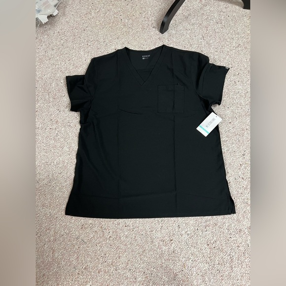Mens medcouture NEW scrub top - Picture 2 of 6